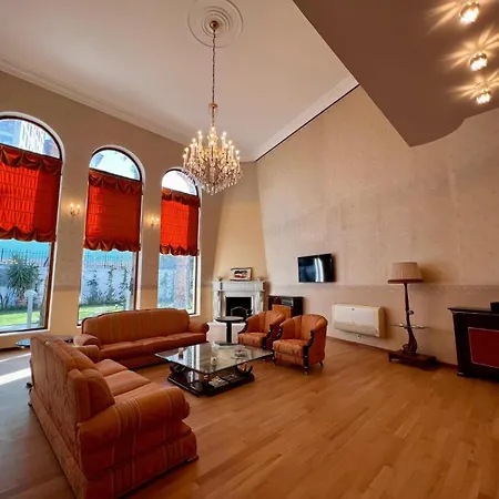 Luxury Helena In With Private Pool * Tiran